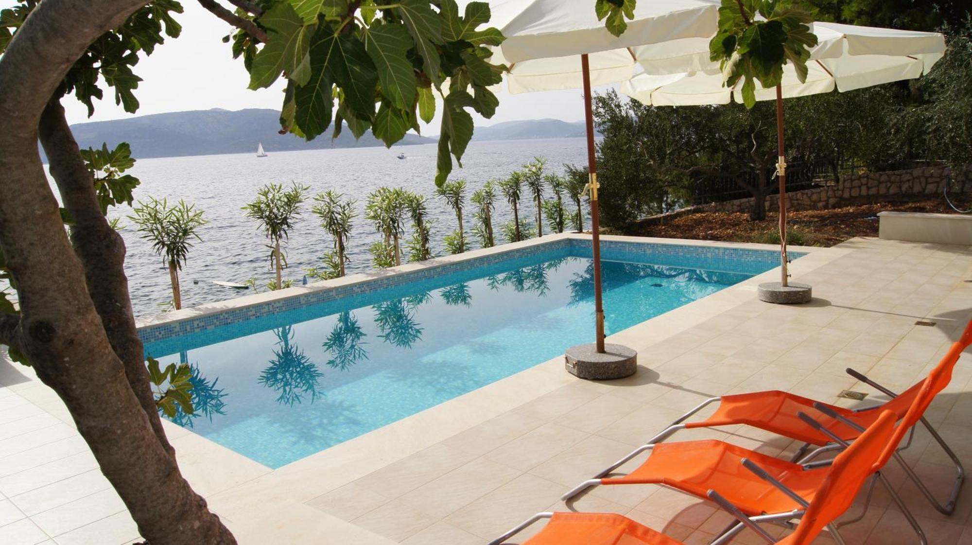 Apartments Niana With Heated Seawater Swimingpool Donji Okrug  Eksteriør billede